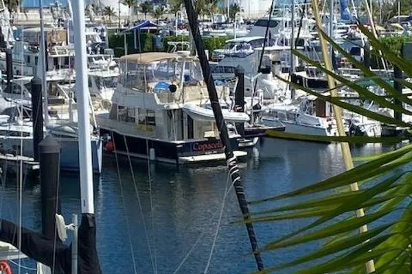 Slide: The Image of Mainship 34 Trawler 2006 - 1
