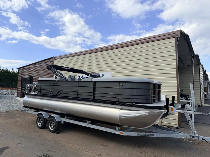 Slide: The Image of Veranda Vista View Series 22RC 2026 - 1