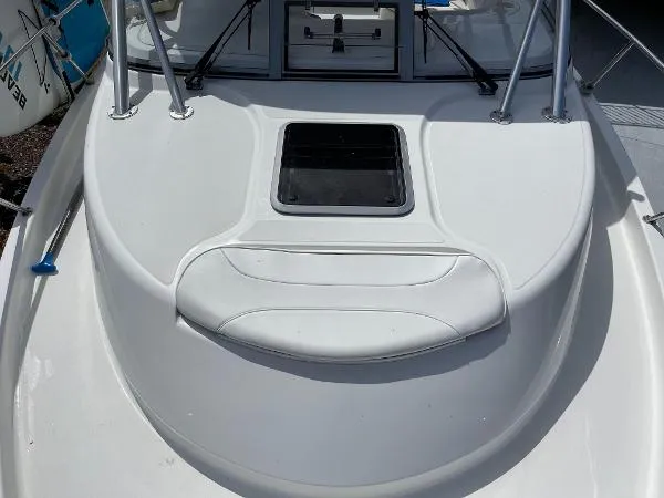 Slide: The Image of Boston Whaler 305 Conquest 2006 - 11