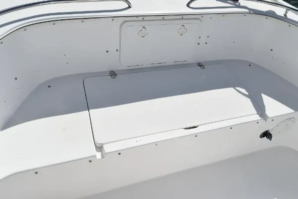 Slide: The Image of Pro ProKat 2660 Center Console 2004 - 10