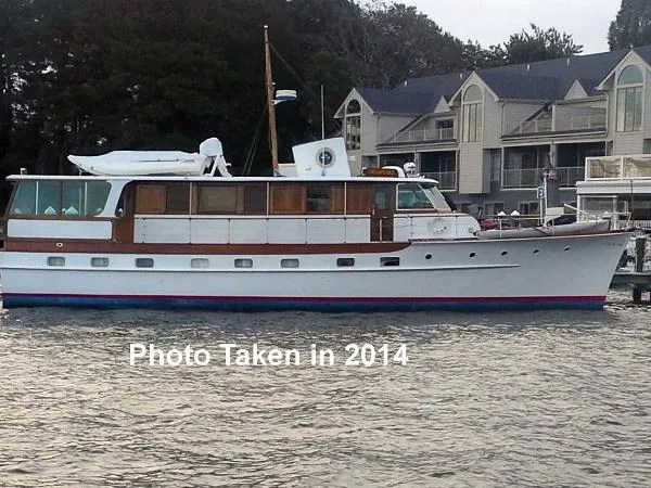 Slide: The Image of Trumpy 60 Houseboat 1957 - 0