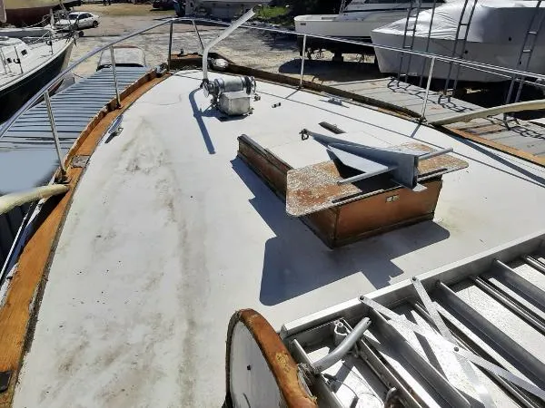 Slide: The Image of Trumpy 60 Houseboat 1957 - 5