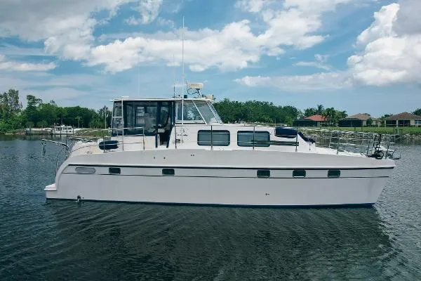 Slide: The Image of Endeavour 38 Trawlercat 2004 - 0