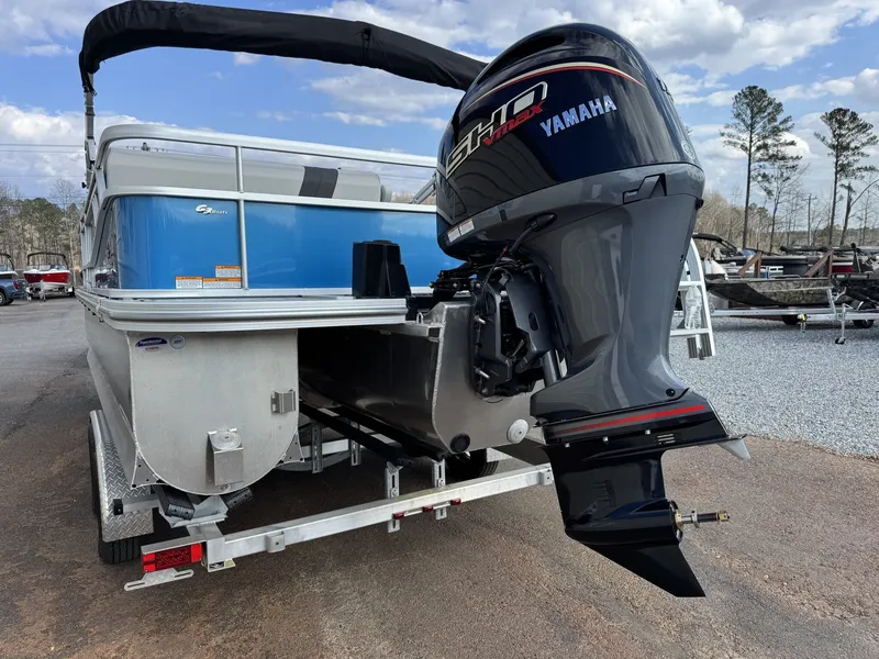 Slide: The Image of SunCatcher Select Series 322SL-YAMAHA VF175 SHO 2026 - 9