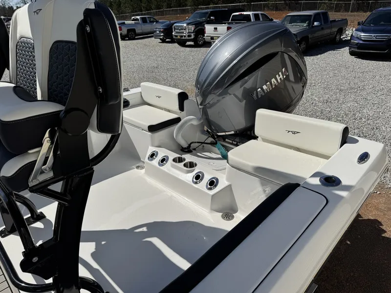 Slide: The Image of Tidewater 198 CC Adventure 2026 - 9