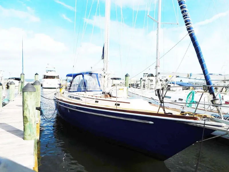 Slide: The Image of Gulfstar MK II Sloop 1984 - 0