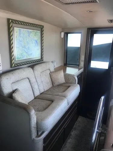 Slide: The Image of Hatteras Cockpit Motor Yacht 1987 - 8