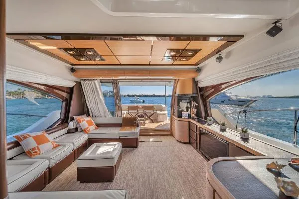 Slide: The Image of Azimut Flybridge 70 2011 - 5