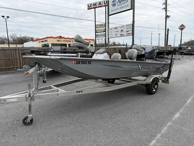 Slide: The Image of Xpress Xplorer Bass Series 170 2019 - 4