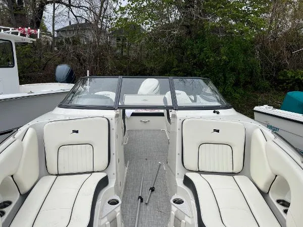 Slide: The Image of Stingray 230 SX 2020 - 8