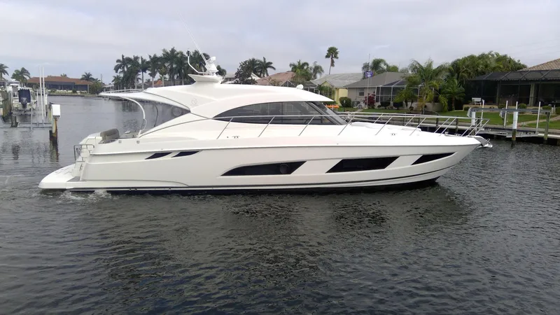 Slide: The Image of Riviera 4800 SY 2019 - 1