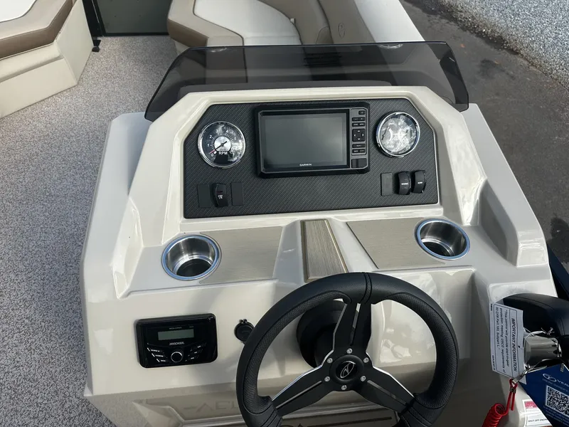 Slide: The Image of Veranda Vista View Series 20RC-BITOON-115HP 2026 - 9