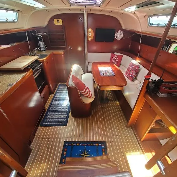 Slide: The Image of Beneteau Oceanis 400 1994 - 6
