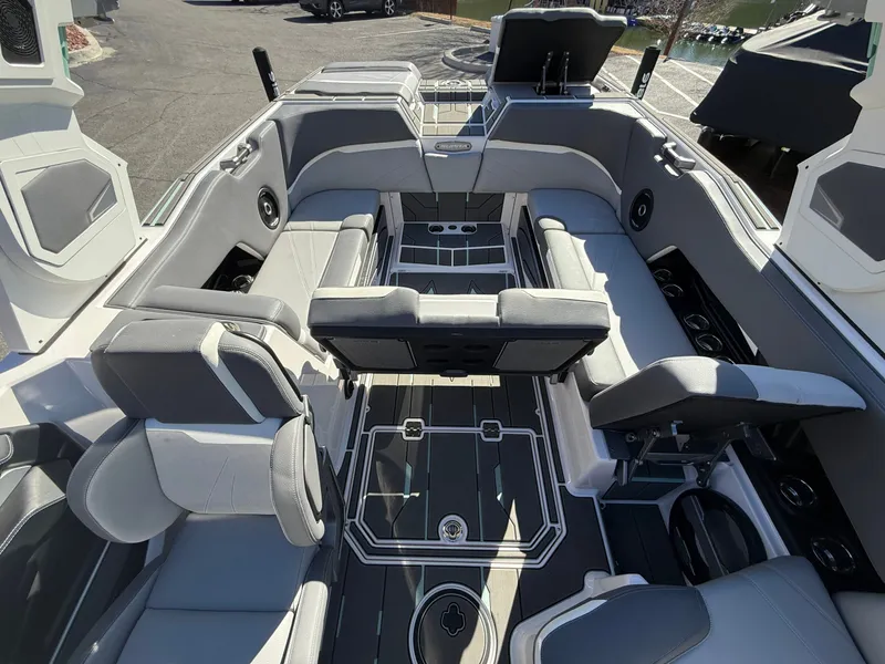 Slide: The Image of Supra SL 450 2024 - 27