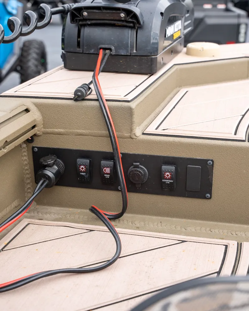 Slide: The Image of Thor Lake Hammer 1754 2025 - 12