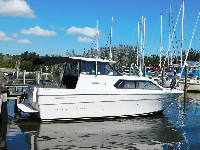 Slide: The Image of Bayliner 289 Classic 2004 - 0
