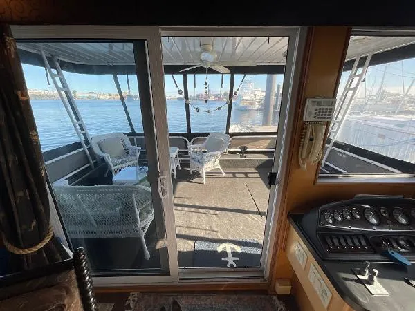 Slide: The Image of Sumerset 75 Luxury Houseboat 2002 - 7