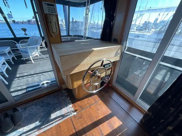 Slide: The Image of Sumerset 75 Luxury Houseboat 2002 - 9