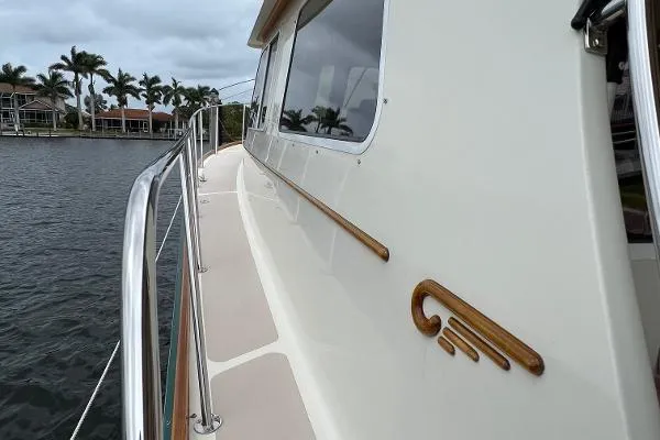Slide: The Image of Hinckley Yachts Talaria 1998 - 5