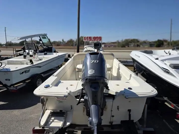 Slide: The Image of Carolina JVX CENTER CONSOLE 2015 - 3