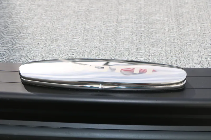 Slide: The Image of Evotti 723 QL Tri Toon 2026, shiny emblem on gray background. - 14