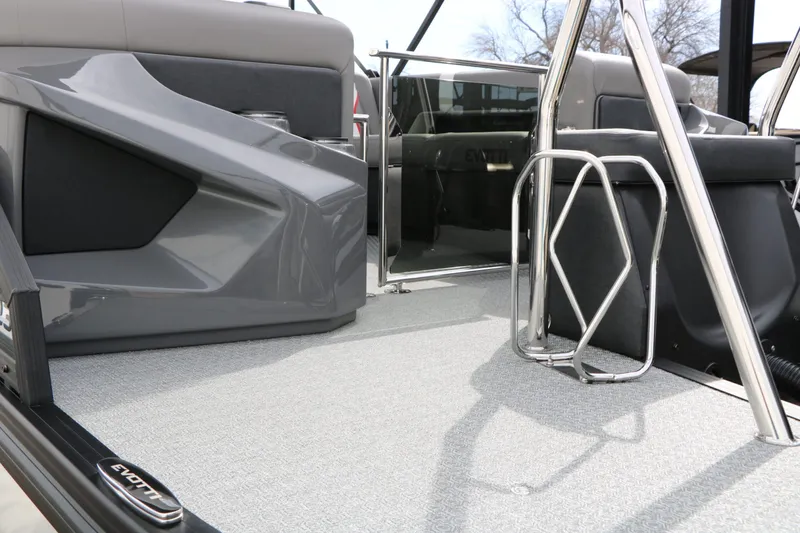 Slide: The Image of Evotti 723 QL Tri Toon 2026 - 56