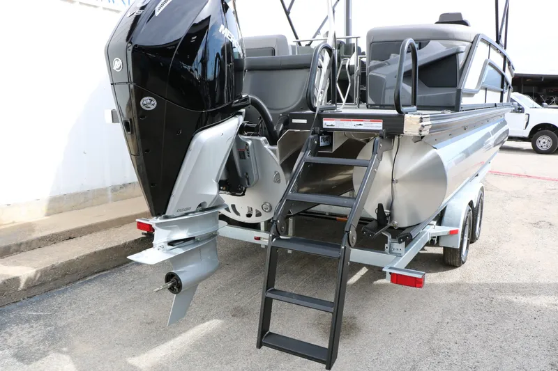 Slide: The Image of Evotti 723 QL Tri Toon 2026 - 57