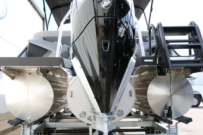 Slide: The Image of Evotti 723 QL Tri Toon 2026 - 67