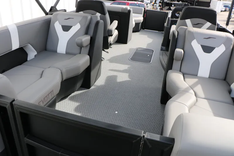 Slide: The Image of Interior of 2026 Evotti 521 QL Tri Toon with luxurious seating. - 32