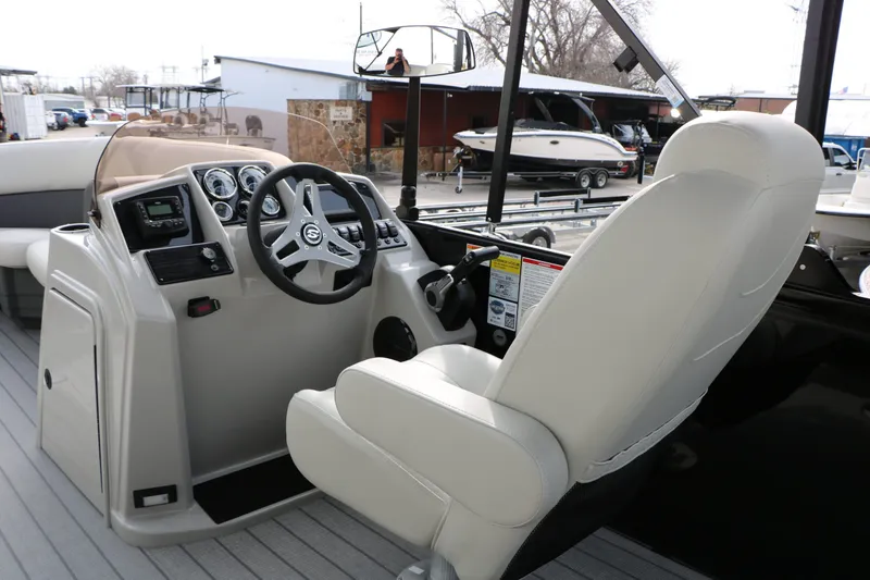 Slide: The Image of Sylvan 822 CLZ DH Tri Toon 2026 - 26