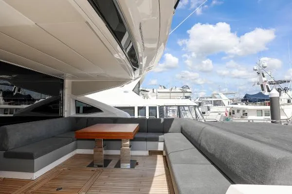 Slide: The Image of Sunseeker Predator 74 2018 - 6
