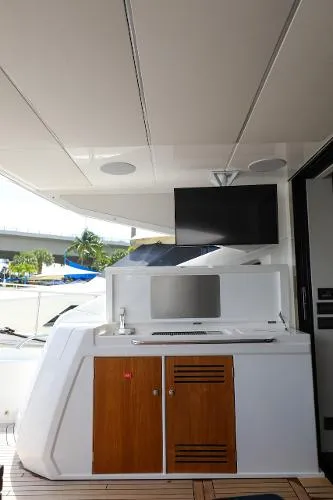 Slide: The Image of Sunseeker Predator 74 2018 - 8