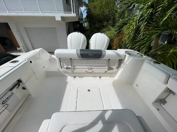 Slide: The Image of Robalo r272 2019 - 10