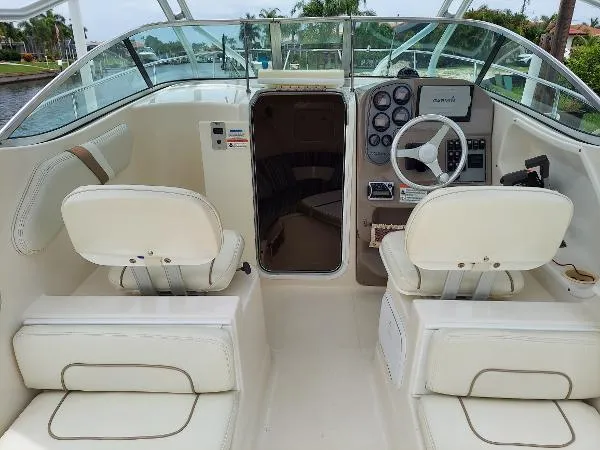 Slide: The Image of Wellcraft 240 Coastal 2004 - 10