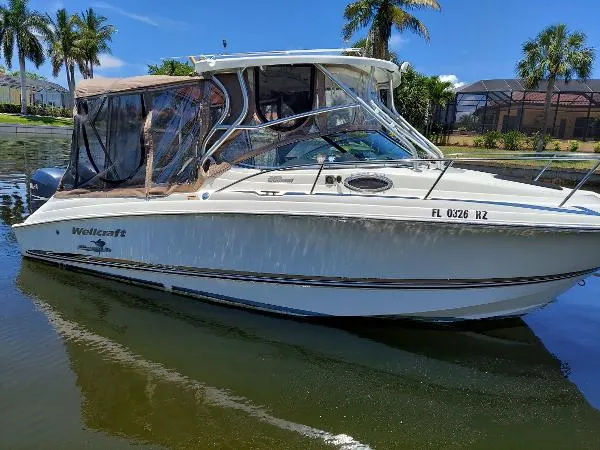 Slide: The Image of Wellcraft 240 Coastal 2004 - 3