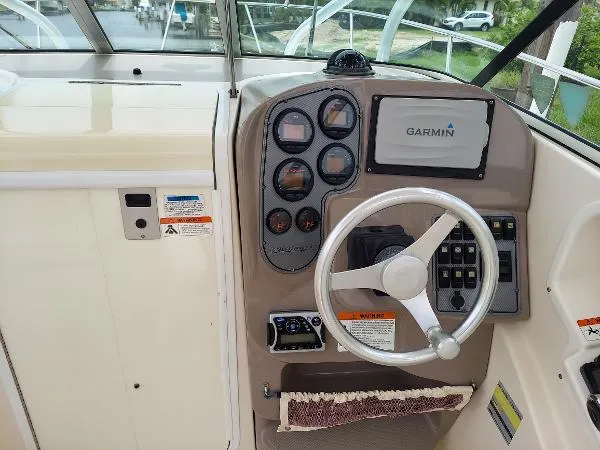 Slide: The Image of Wellcraft 240 Coastal 2004 - 5