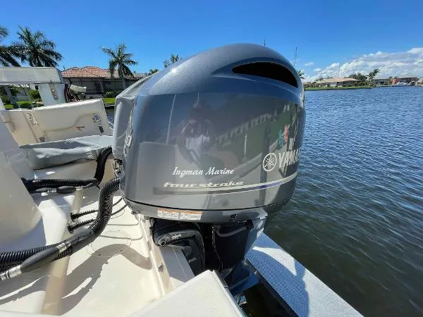 Slide: The Image of Grady-White 275 Dual Console 2019 - 2