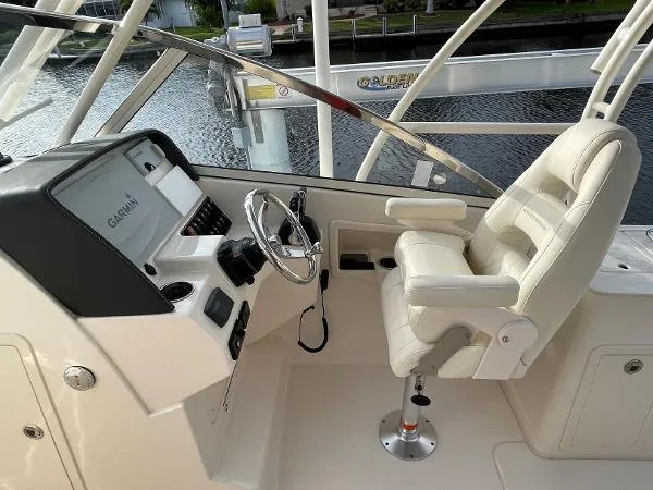 Slide: The Image of Grady-White 275 Dual Console 2019 - 4