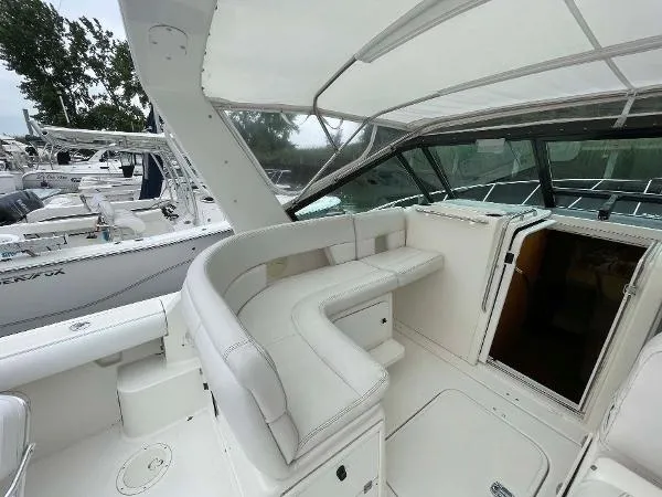 Slide: The Image of Tiara 3100 Open 2000 - 8