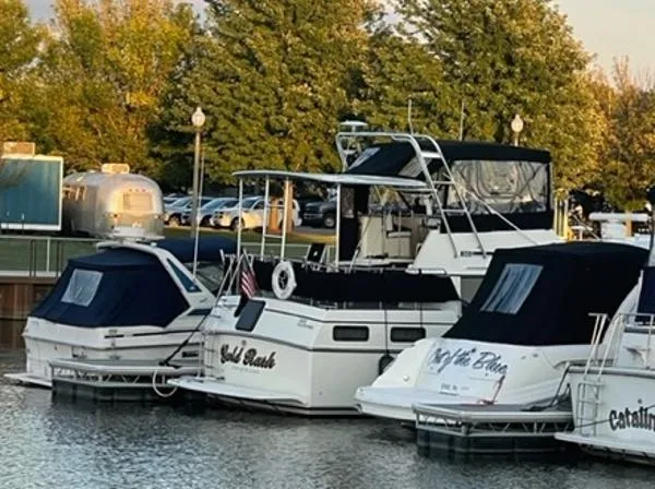 Slide: The Image of Carver Yachts 36 Aft Cabin 1986 - 1