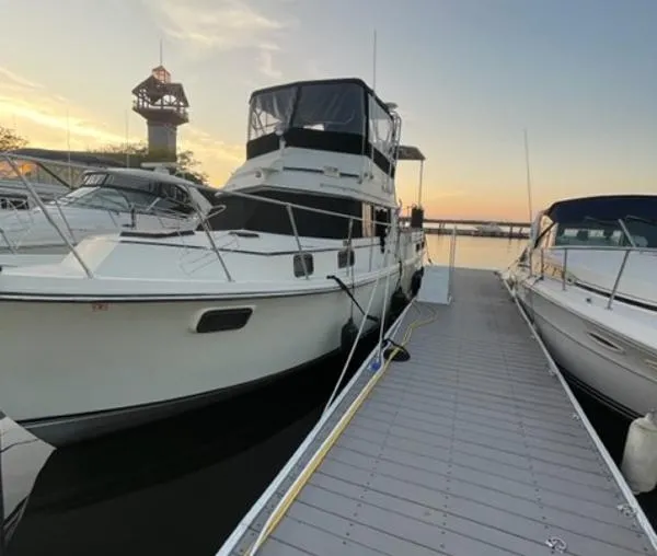 Slide: The Image of Carver Yachts 36 Aft Cabin 1986 - 2