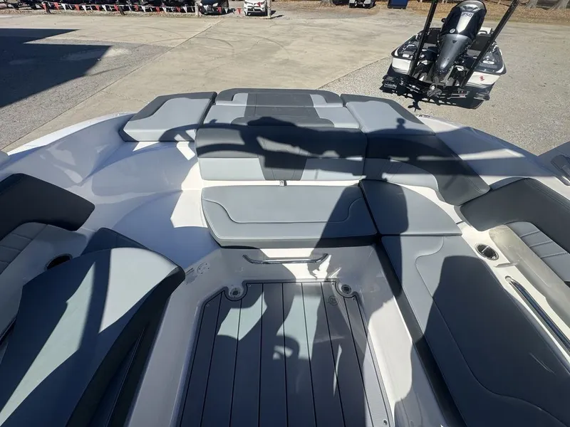 Slide: The Image of Chaparral 23 SSi 2026 - 10