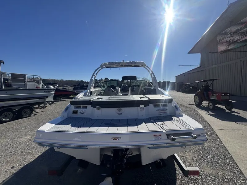 Slide: The Image of Chaparral 23 SSi 2026 - 12