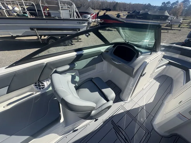 Slide: The Image of Chaparral 23 SSi 2026 - 6