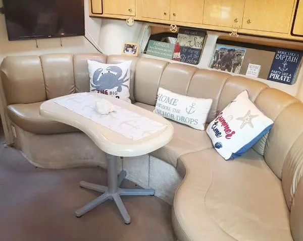 Slide: The Image of Sea Ray 400 Sundancer 1998 - 6