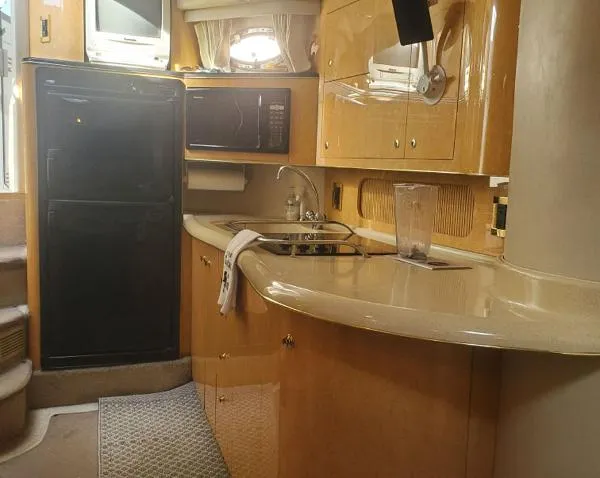 Slide: The Image of Sea Ray 400 Sundancer 1998 - 9