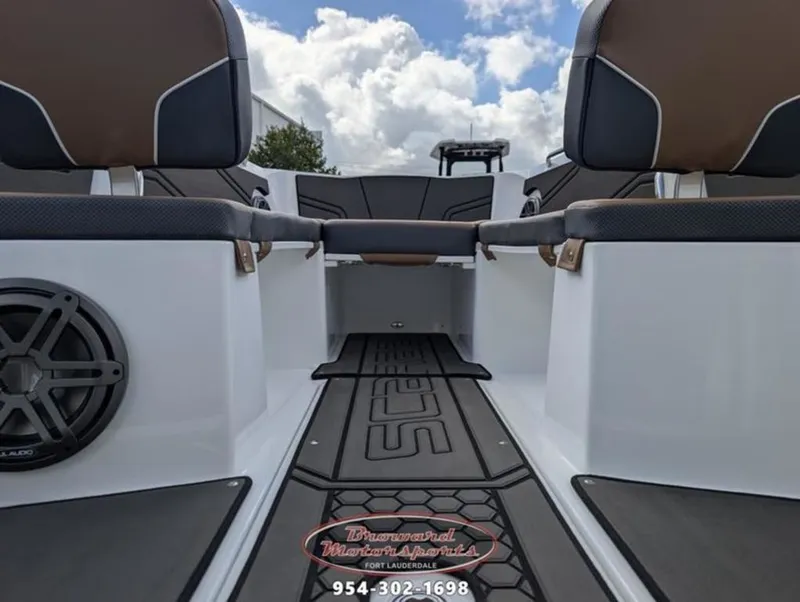 Slide: The Image of Scarab 255 Open LX 2026 - 12