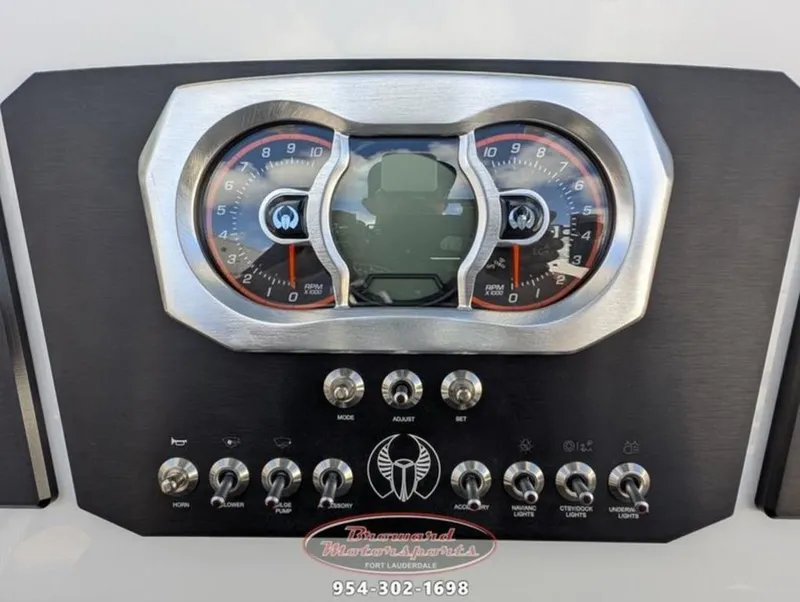 Slide: The Image of Scarab 255 Open LX 2026 - 25