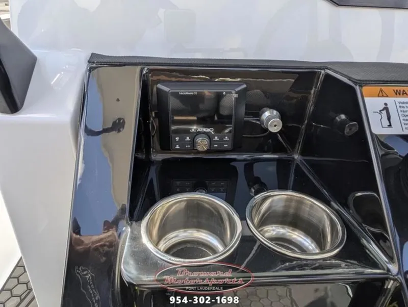 Slide: The Image of Scarab 255 Open LX 2026 - 26