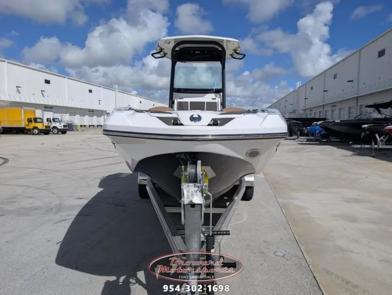 Slide: The Image of Scarab 255 Open LX 2026 - 39